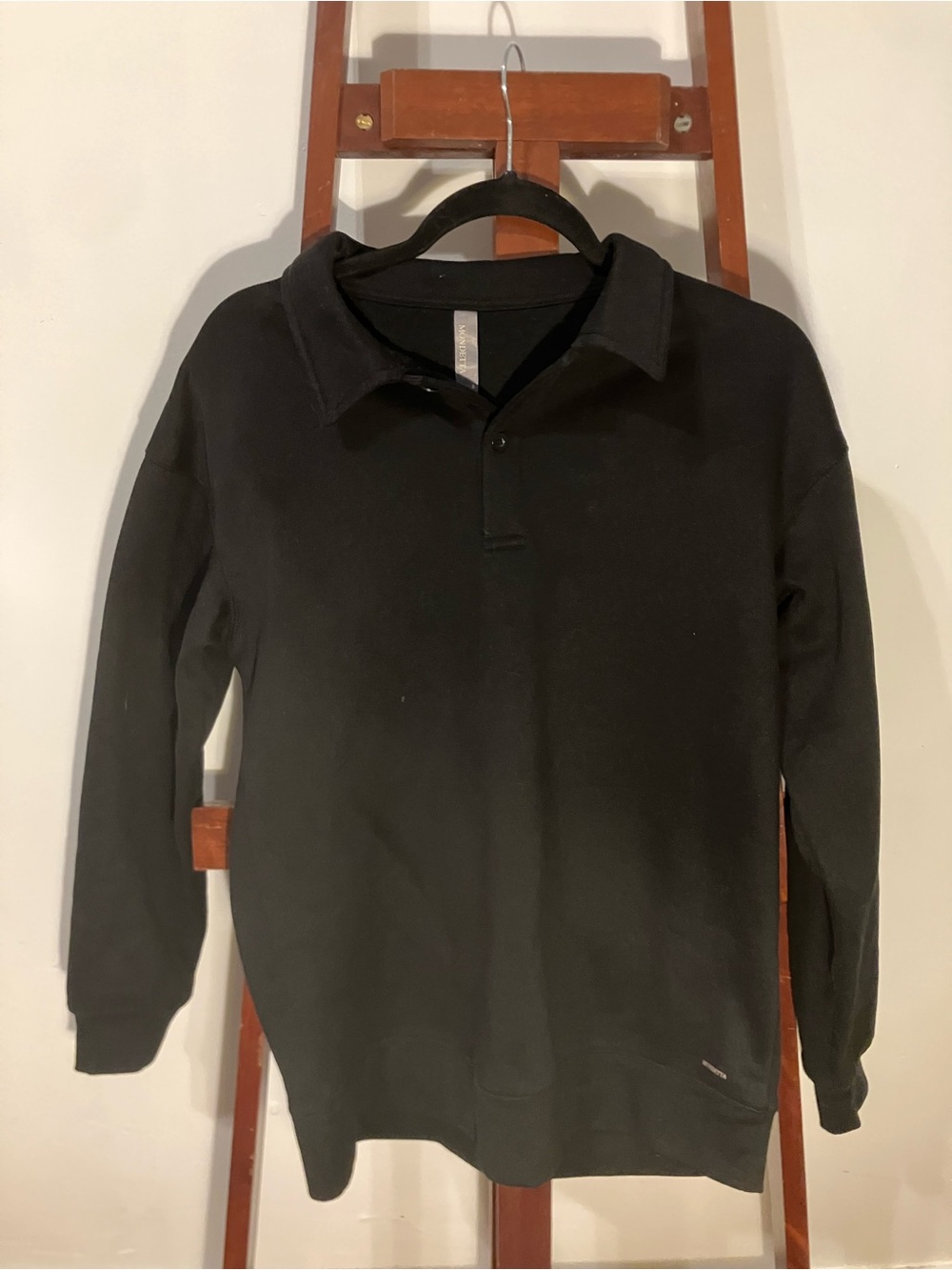 Mondetta Black Crewneck Long Sleeve Top